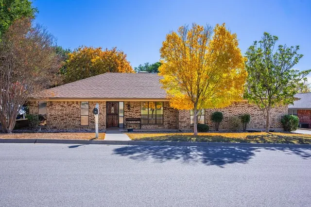 $390,000 | 307 Erin Drive, Kerrville, TX 78028