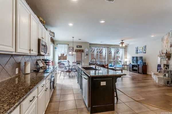 $3,995 | 26007 Torena Loop, San Antonio, TX 78261