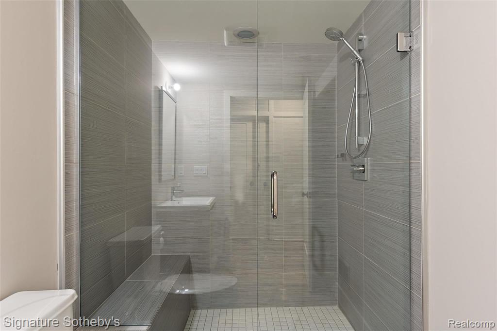 836 Cumberland Ridge Court Rochester, MI 48307 - Photo 49 of 59