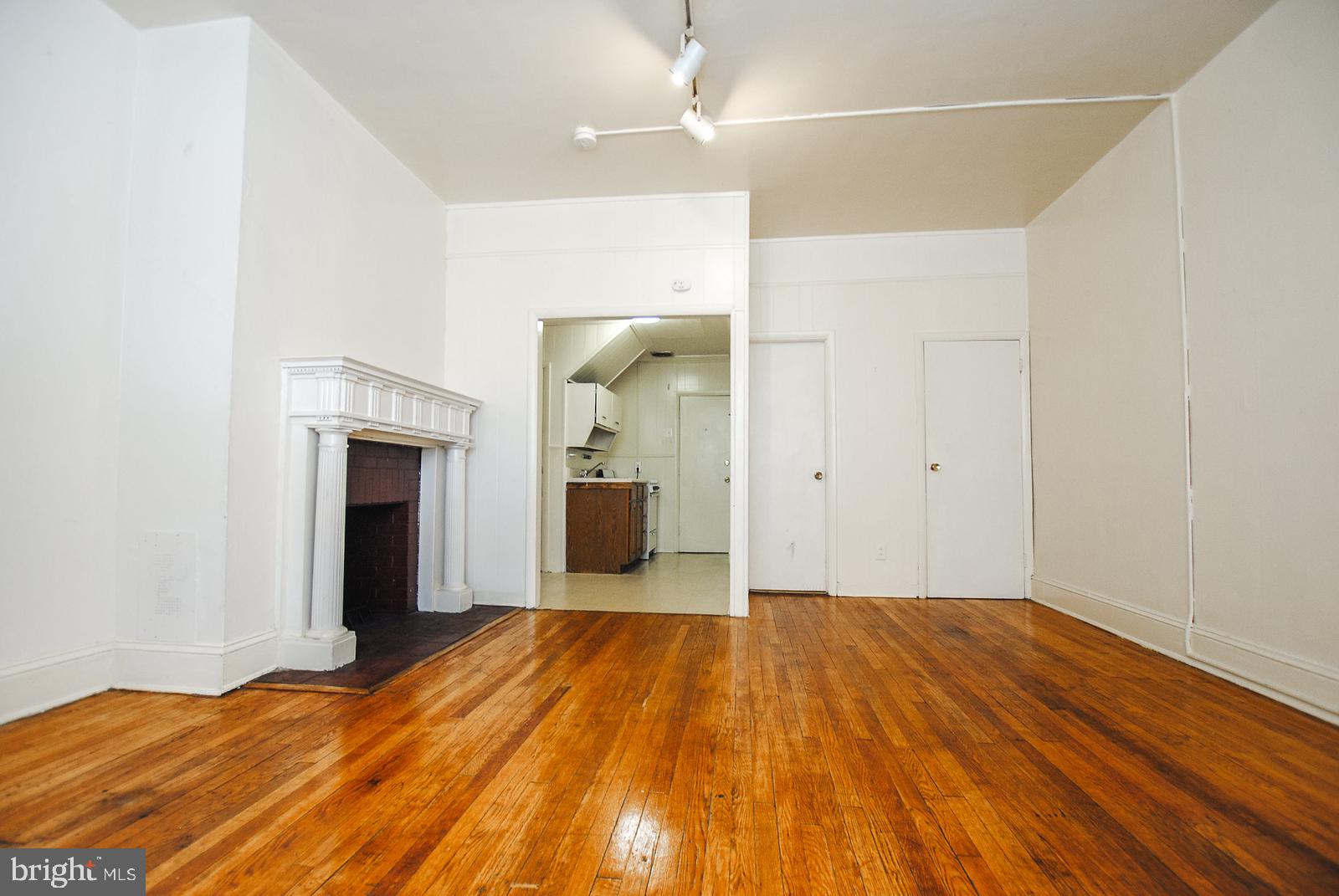 2815 North Calvert Street, Unit 2A Baltimore, MD 21218 - Photo 7 of 12