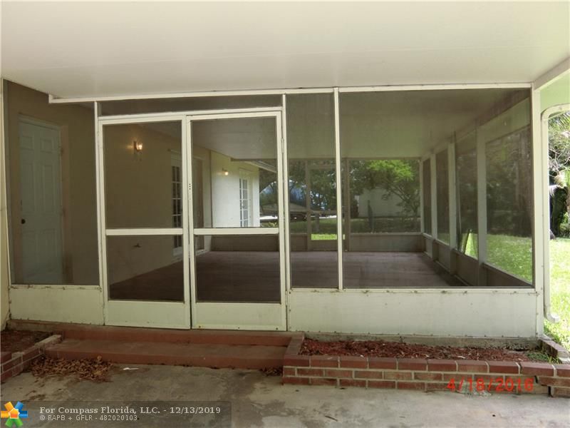 17110 Southwest 64th Court Southwest Ranches, FL 33331 - Photo 11 of 17 Gallery Image 11
