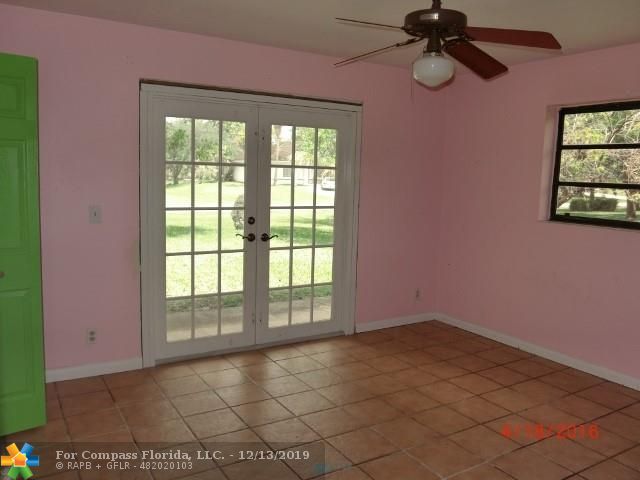 17110 Southwest 64th Court Southwest Ranches, FL 33331 - Photo 6 of 17 Gallery Image 6