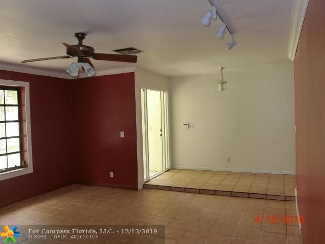 17110 Southwest 64th Court Southwest Ranches, FL 33331 - Photo 8 of 17 Gallery Image 8