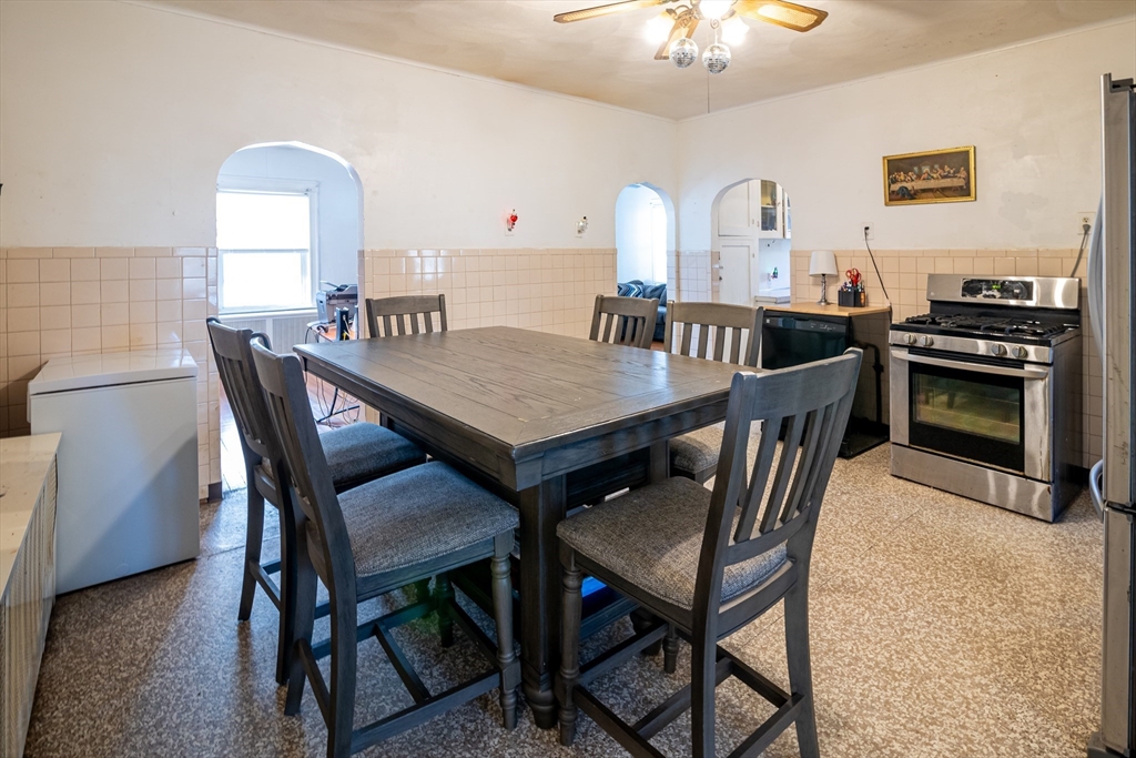 3 6th Avenue Dudley, MA 01571 - Photo 12 of 40