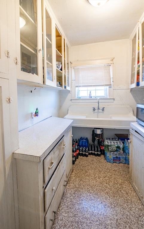 3 6th Avenue Dudley, MA 01571 - Photo 14 of 40