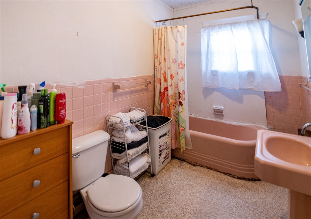 3 6th Avenue Dudley, MA 01571 - Photo 28 of 40