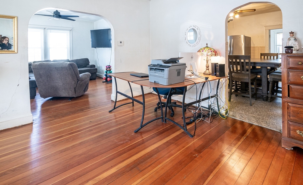 3 6th Avenue Dudley, MA 01571 - Photo 3 of 40