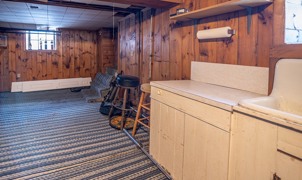 3 6th Avenue Dudley, MA 01571 - Photo 32 of 40