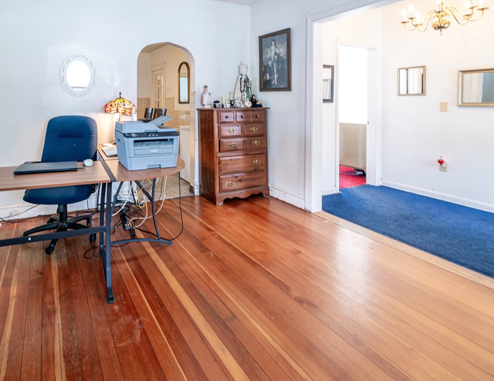 3 6th Avenue Dudley, MA 01571 - Photo 8 of 40