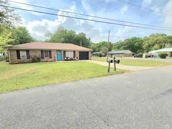 $265,000 | 5441 Gwen Lane, Pace, FL 32571