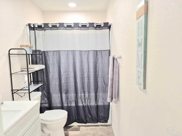 $265,000 | 5441 Gwen Lane, Pace, FL 32571