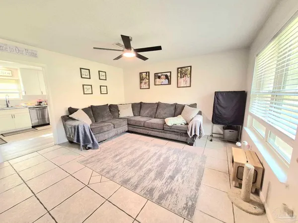 $265,000 | 5441 Gwen Lane, Pace, FL 32571