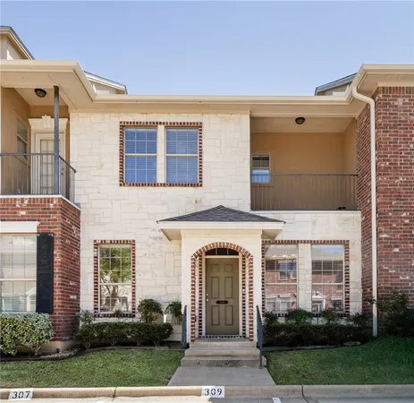 $279,900 | 309 Forest Drive, College Station, TX 77840