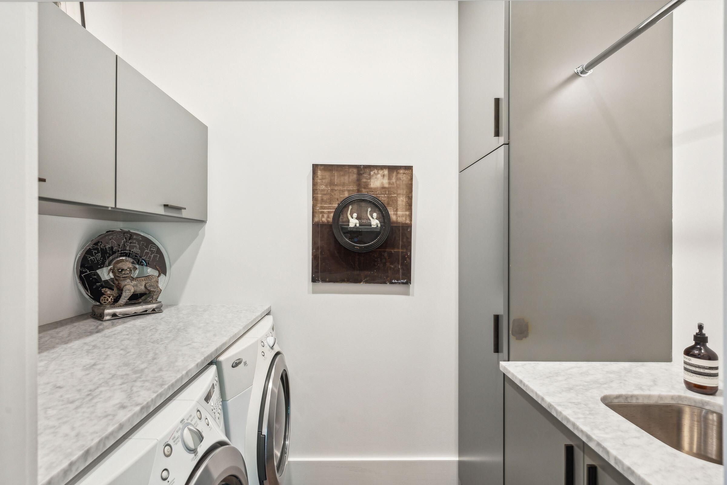 47 Robert Mills Circle Mount Pleasant, SC 29464 - Photo 57 of 98 2nd level laundry room
