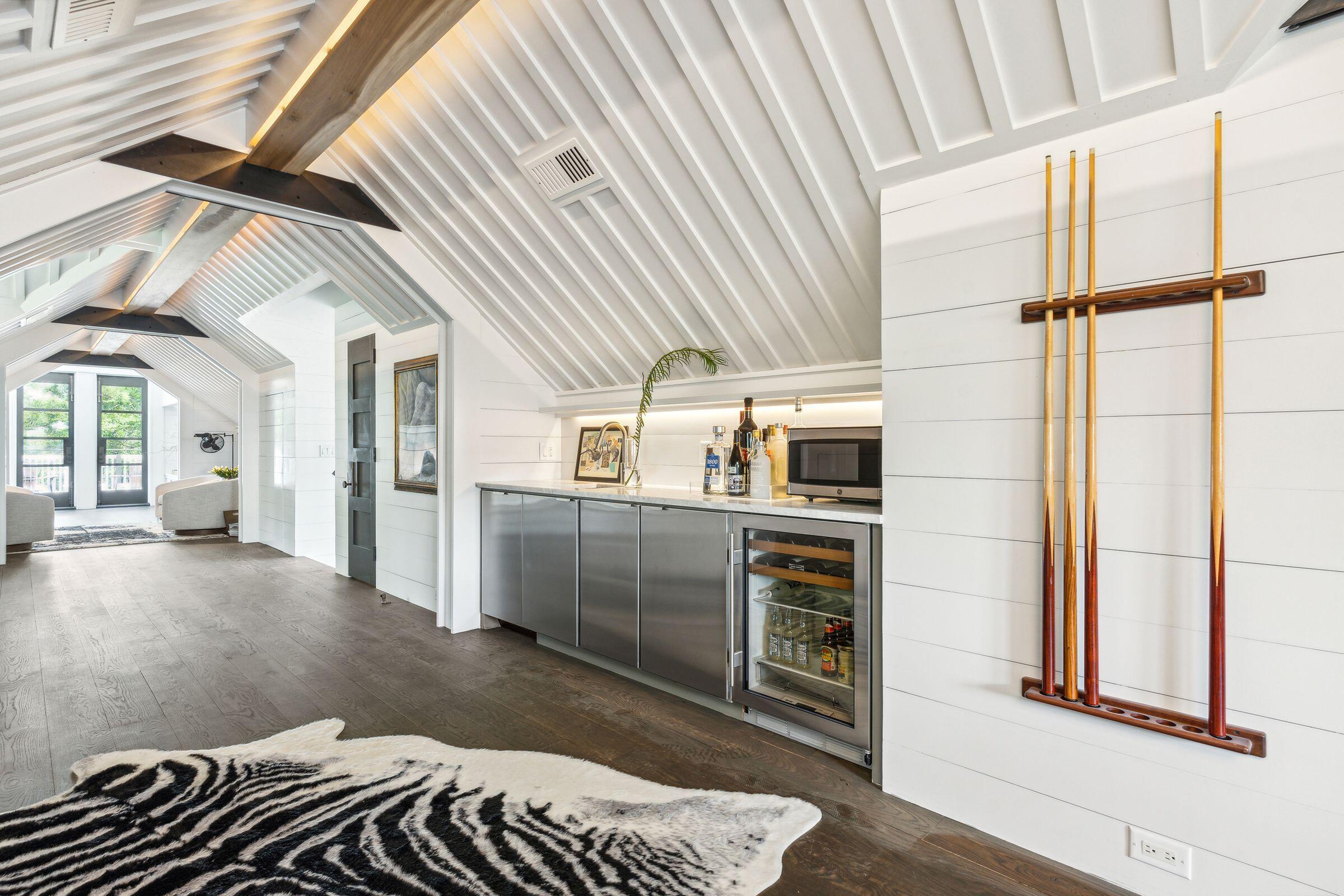 47 Robert Mills Circle Mount Pleasant, SC 29464 - Photo 69 of 98 3rd level entertaining area