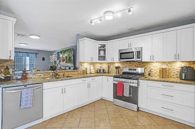$489,000 | 12221 Southwest 144th Terrace, Miami, FL 33186