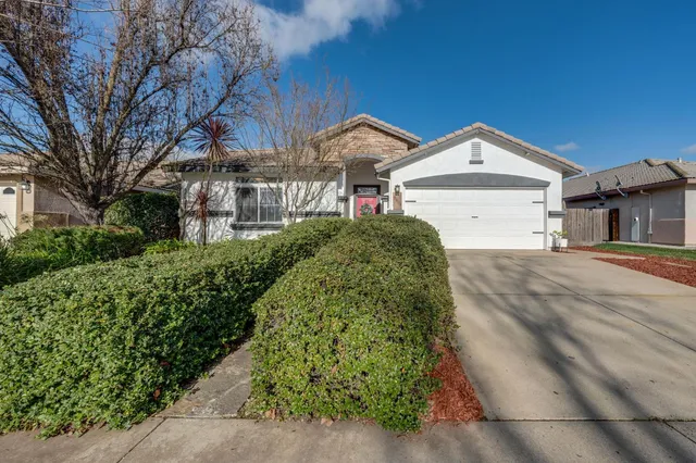 $525,000 | 9904 Prairie Dunes Way, Sacramento, CA 95829