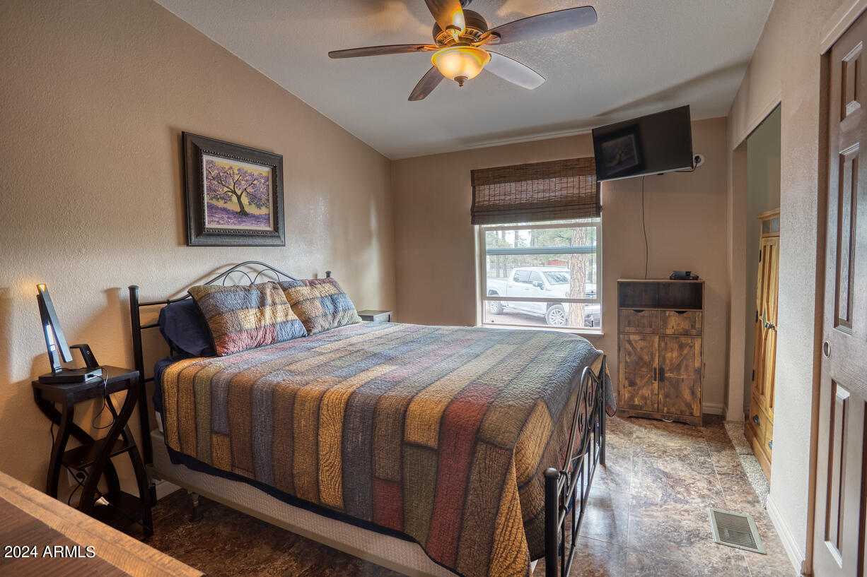 3636 Pine Rim Drive Overgaard, AZ 85933 - Photo 8 of 28 paxmanphotography-3606