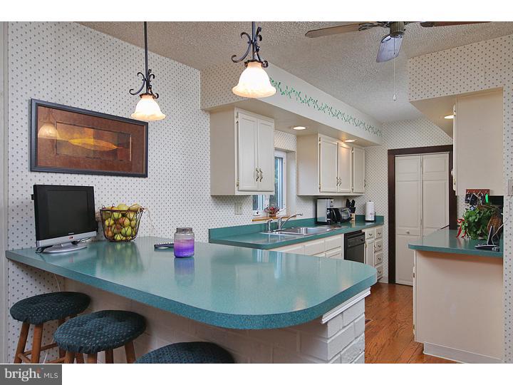 411 Crown Point Road Thorofare, NJ 08086 - Photo 9 of 20