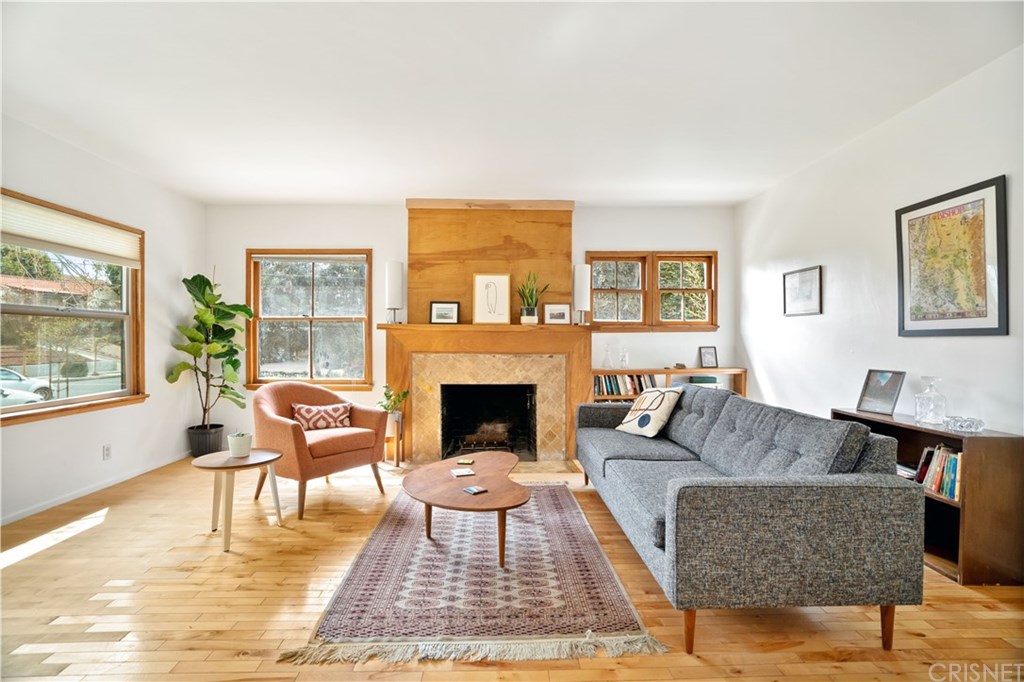 2007 Cambridge Place South Pasadena, CA 91030 - Photo 3 of 37