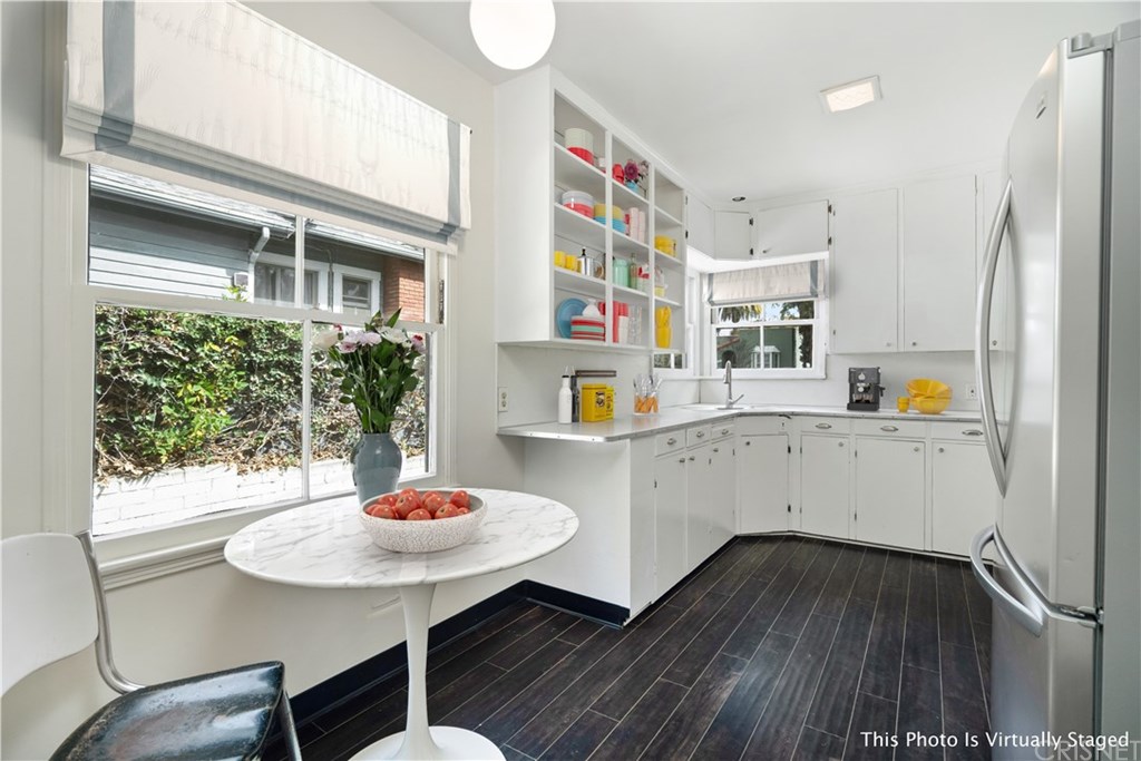 2007 Cambridge Place South Pasadena, CA 91030 - Photo 7 of 37