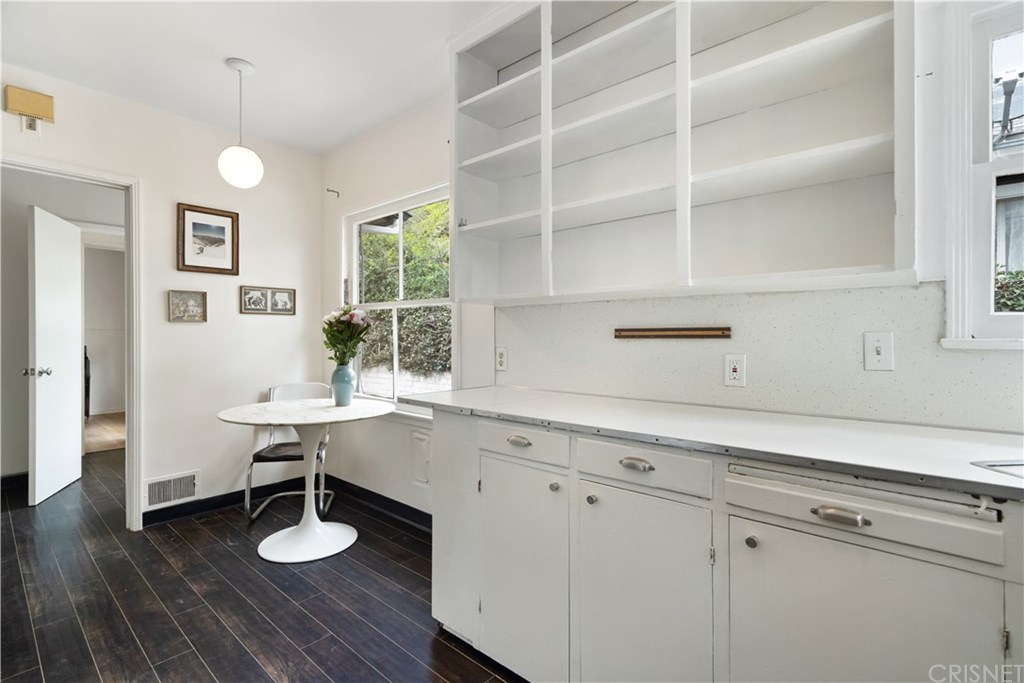 2007 Cambridge Place South Pasadena, CA 91030 - Photo 8 of 37