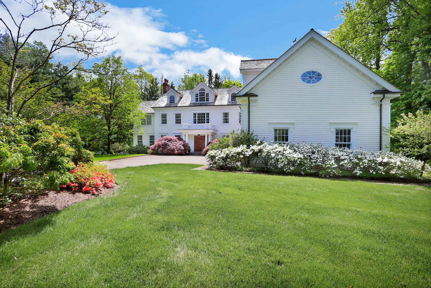 85 Lone Tree Farm Road New Canaan, CT 06840 - Photo 3 of 38 85 Lone Tree Farm Rd New-large-047-45-00