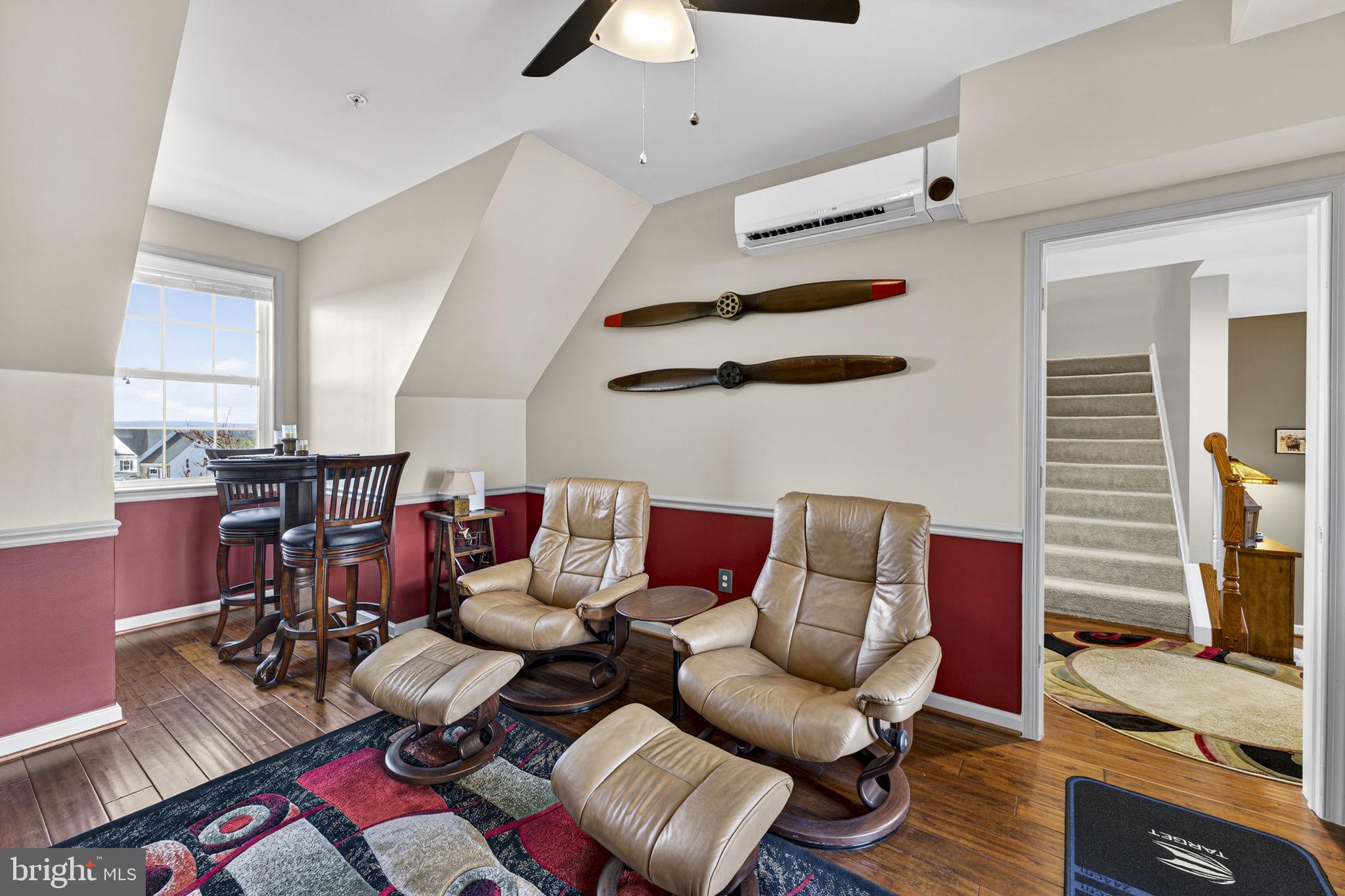 42553 Sunset Ridge Square Ashburn, VA 20148 - Photo 26 of 51 Den