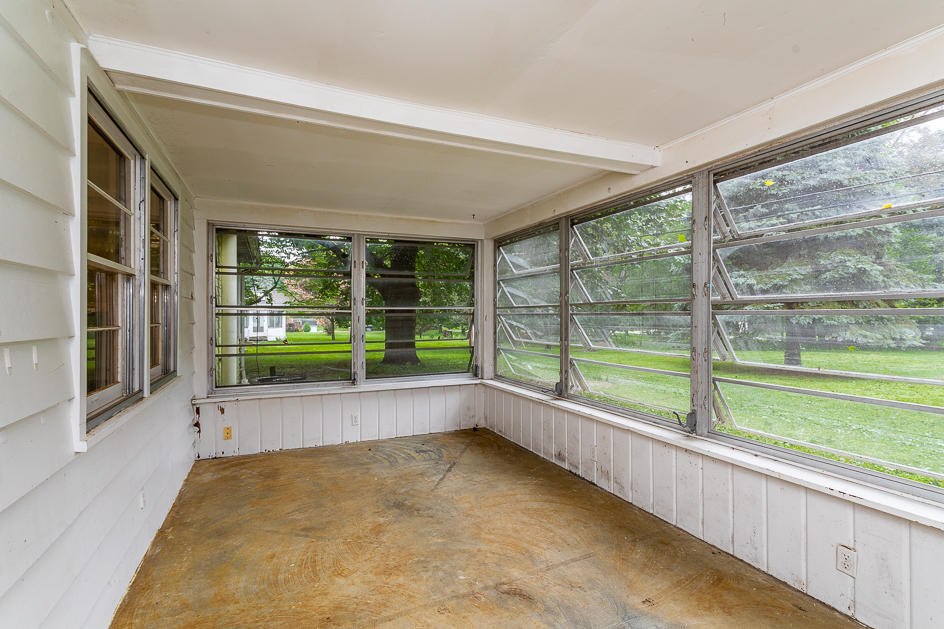 4042 Horton Road Jackson, MI 49201 - Photo 24 of 42 5R9A0039