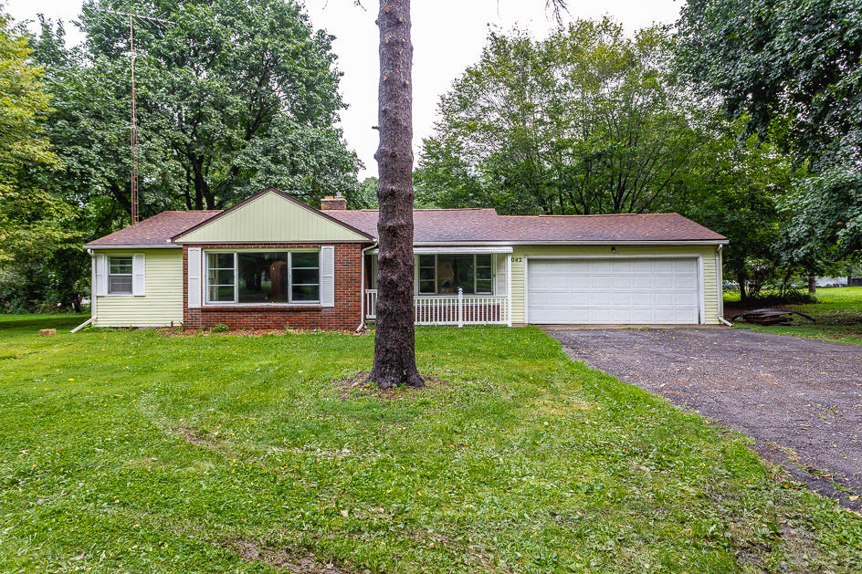 4042 Horton Road Jackson, MI 49201 - Photo 35 of 42 5R9A0054-2