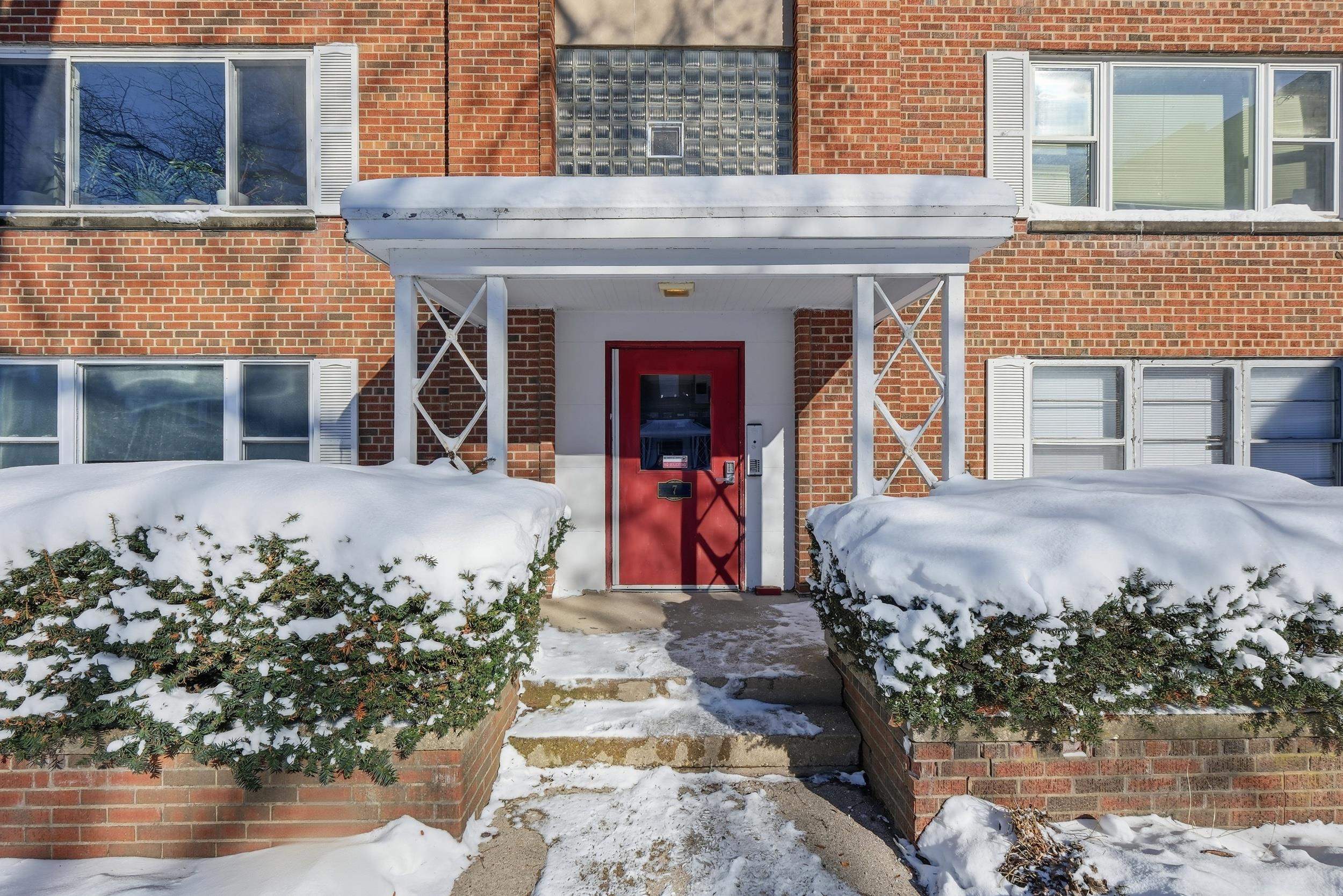 7 Sherman Terrace, Unit 6 Madison, WI 53704 - Photo 2 of 26