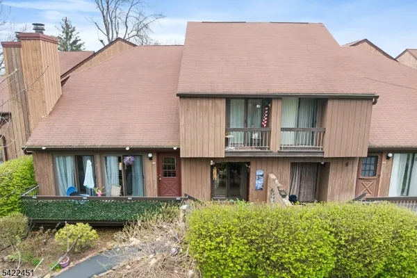$459,000 | 124 Bluebird Drive, Hillsborough, NJ 08844