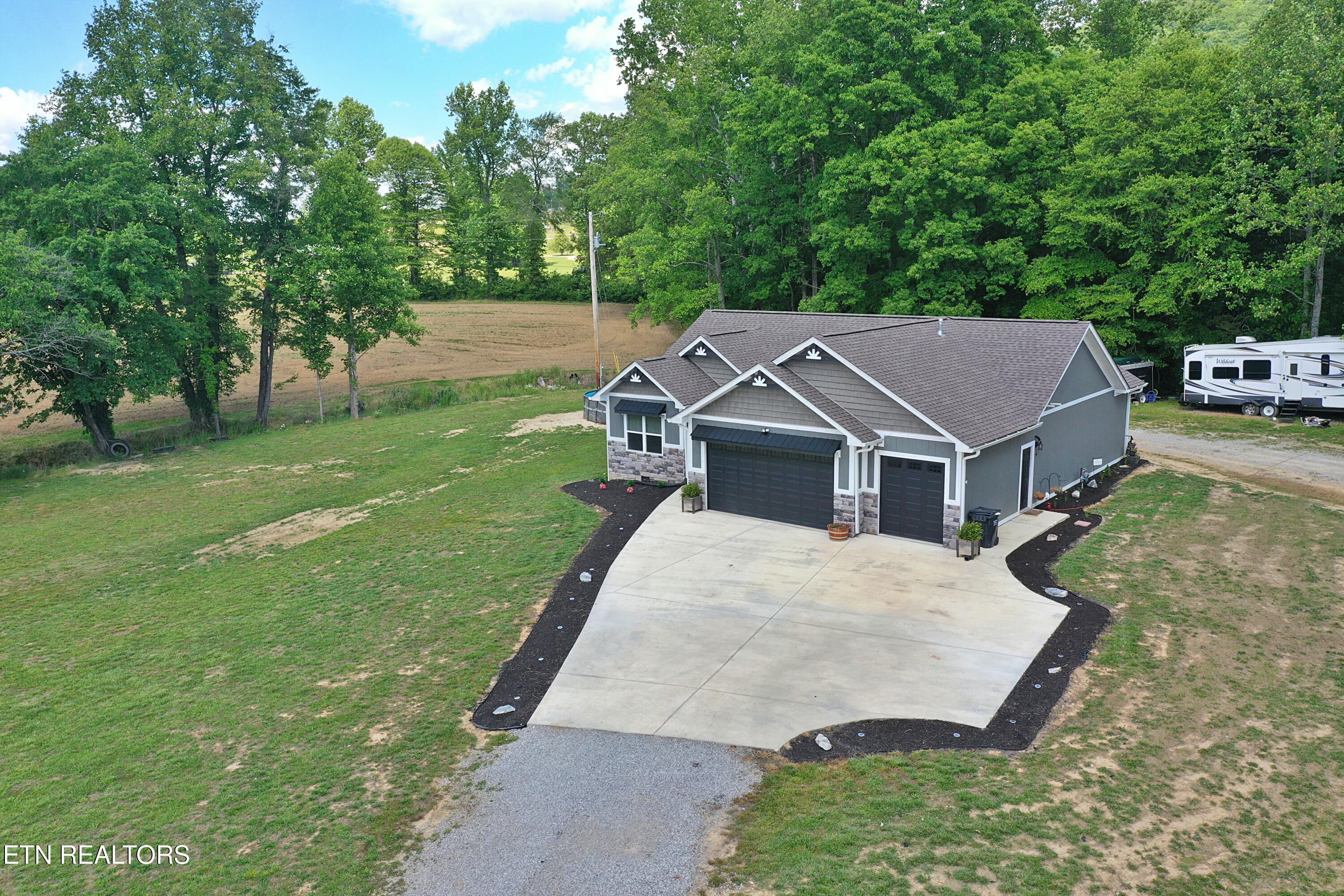 301 Lowin Fields Pvt Road Winfield, TN 37892 - Photo 35 of 49 DJI_0225