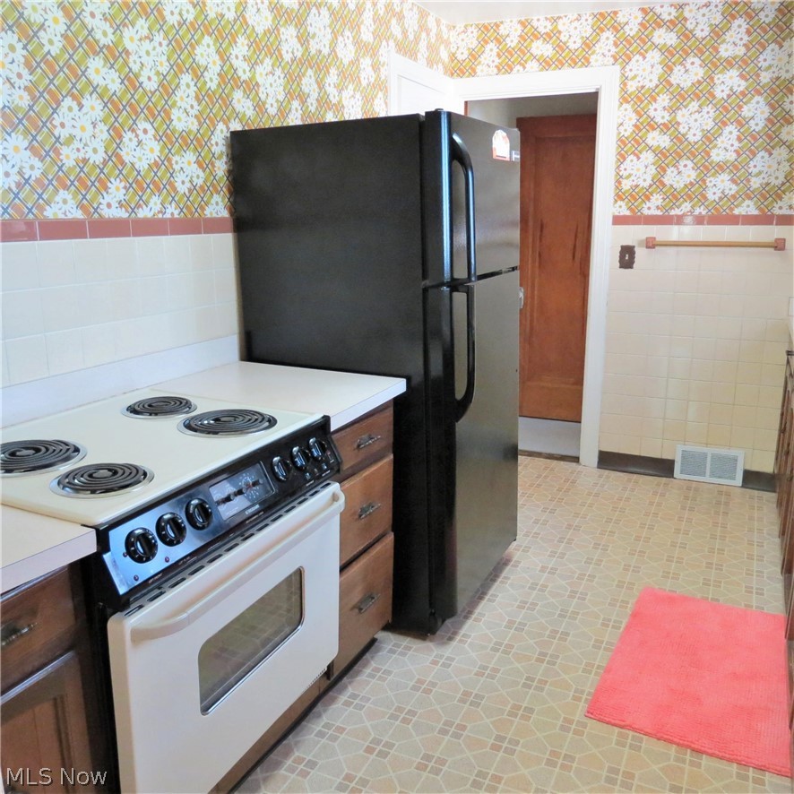 137 State Road Northwest Warren, OH 44483 - Photo 7 of 32 Gallery Image 7