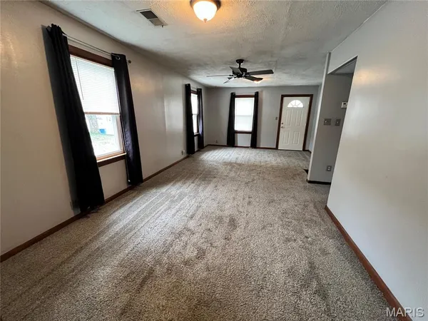 $118,450 | 404 Oak Street, Anna, IL 62906