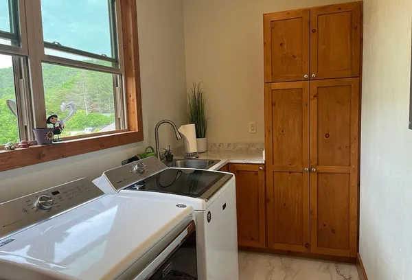 $548,000 | 50 Flax Drive, Murphy, NC 28906