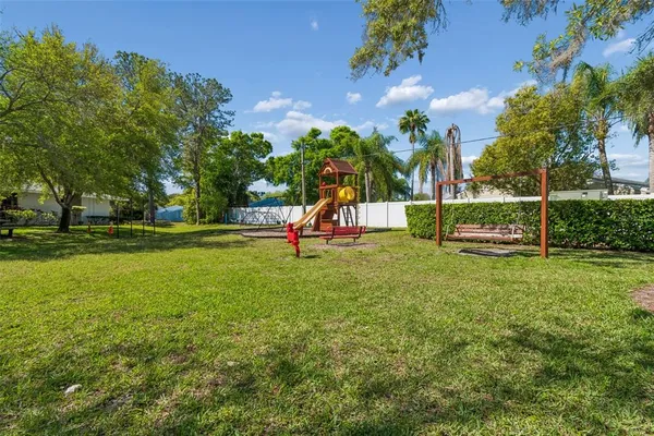 $1,500 | 3300 Fox Chase Circle, Unit 202, Palm Harbor, FL 34683