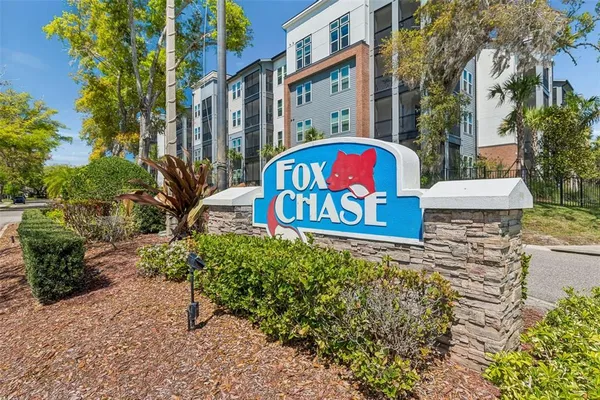 $1,500 | 3300 Fox Chase Circle, Unit 202, Palm Harbor, FL 34683