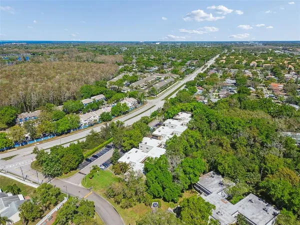 $1,500 | 3300 Fox Chase Circle, Unit 202, Palm Harbor, FL 34683