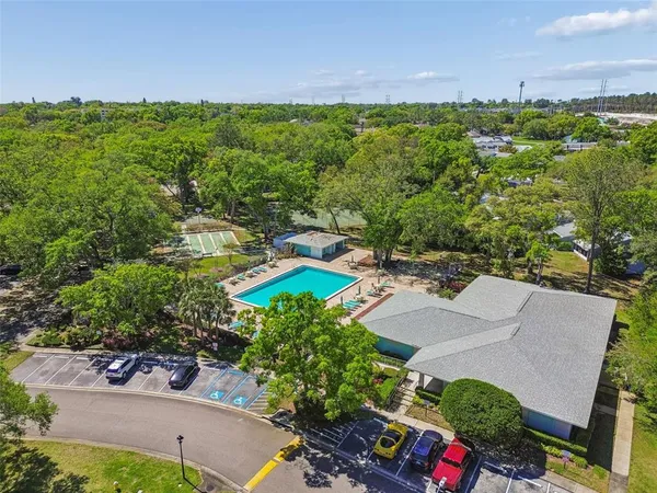 $1,500 | 3300 Fox Chase Circle, Unit 202, Palm Harbor, FL 34683