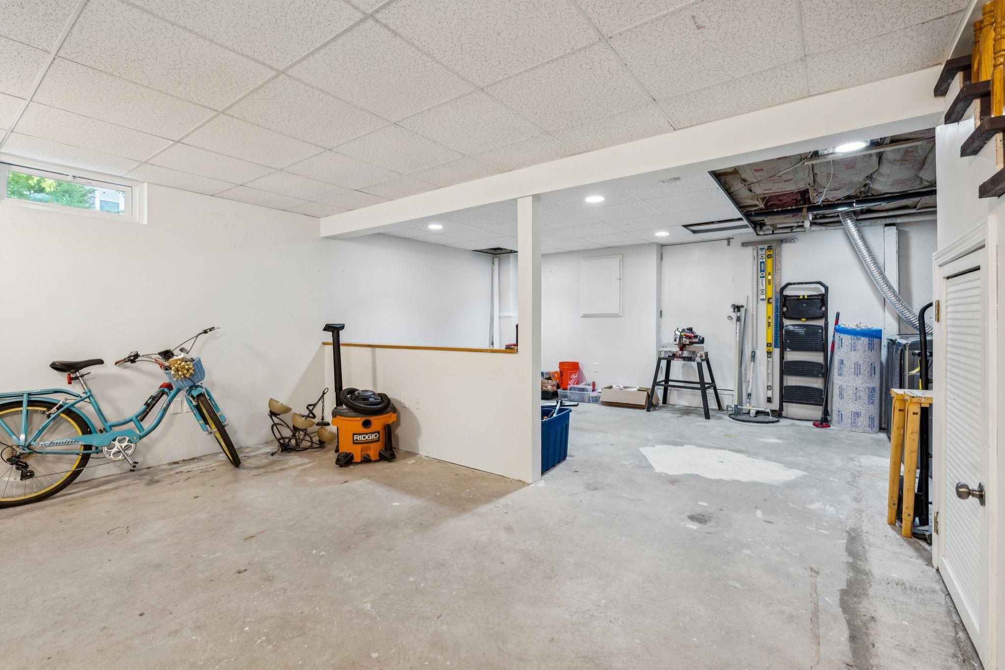 842 Beech Street Manchester, NH 03104 - Photo 22 of 28