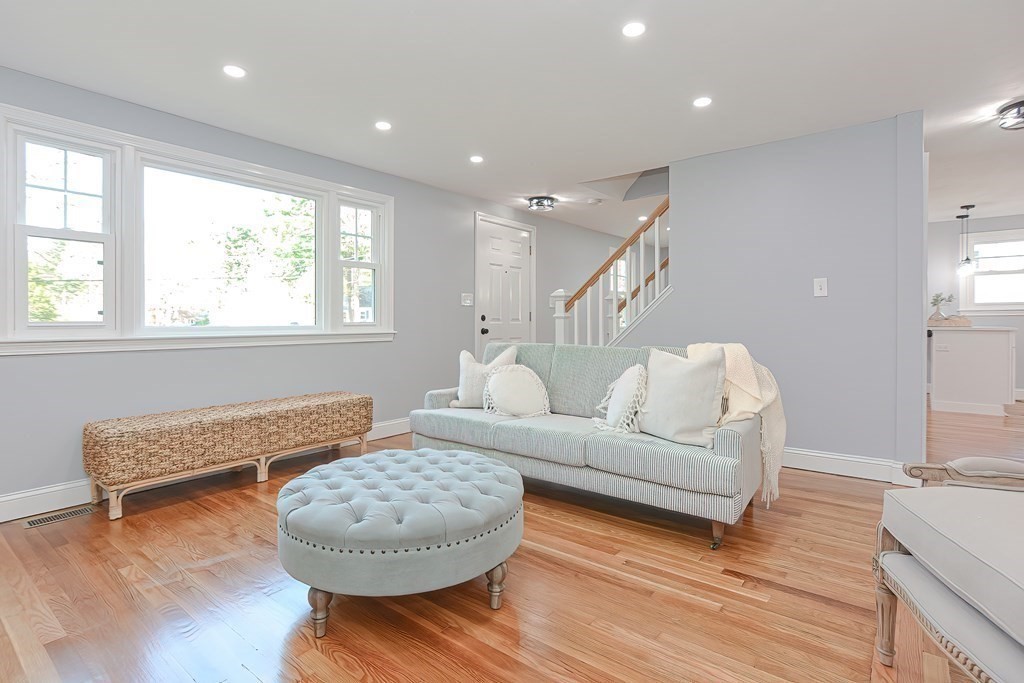 14 Steven Road Bellingham, MA 02019 - Photo 9 of 38 Gallery Image 9