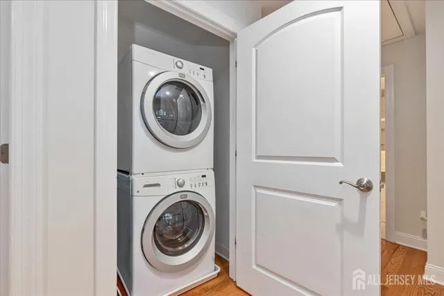 $1,479,000 | 11 Madaline Drive, Edison, NJ 08820