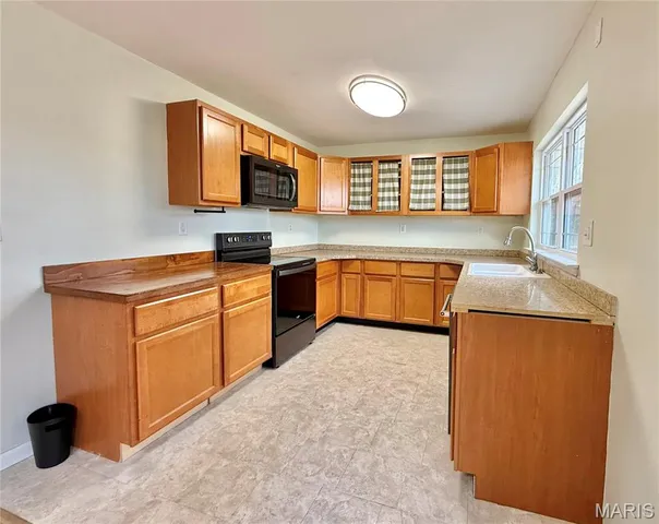 $395,000 | 5362 West Anding Drive, Catawissa, MO 63015