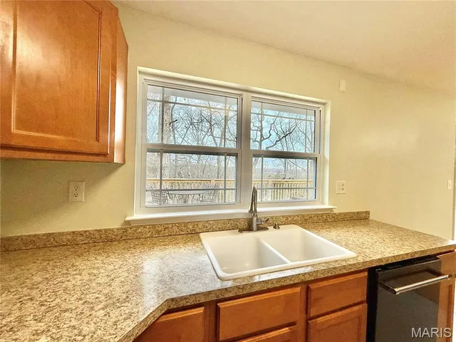 $395,000 | 5362 West Anding Drive, Catawissa, MO 63015