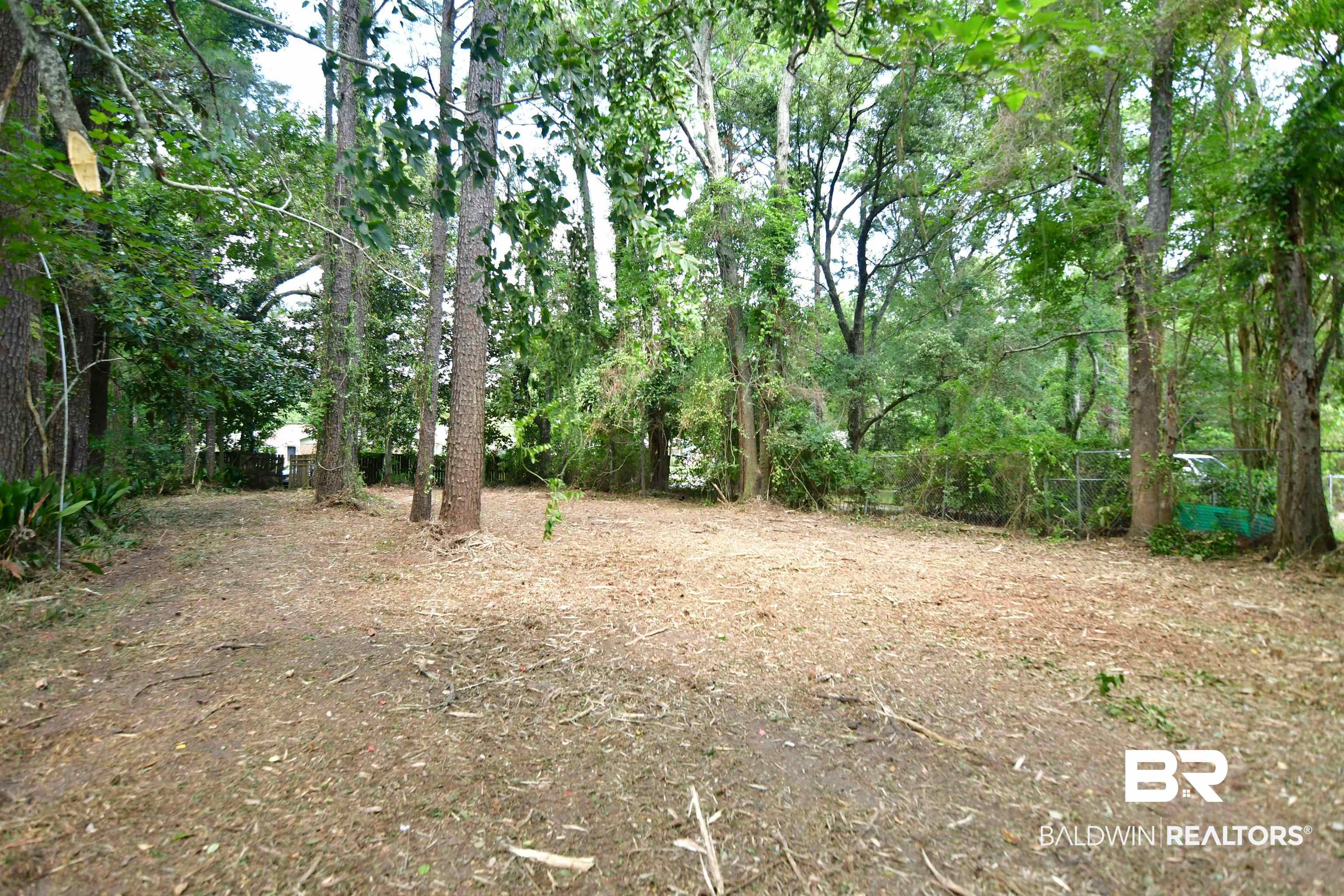 3973 Bayfront Road Mobile, AL 36605 - Photo 7 of 14