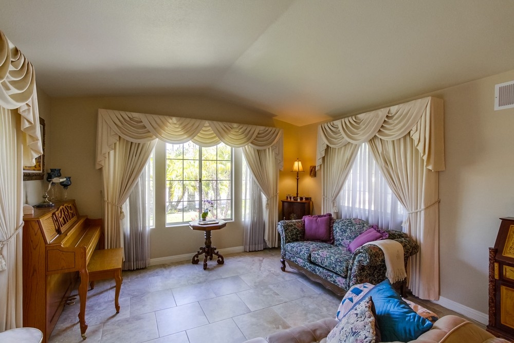13603 Somerset Road Poway, CA 92064 - Photo 9 of 25