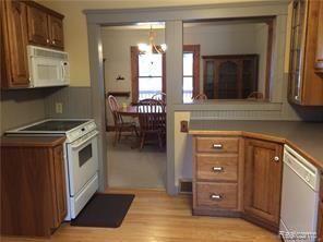 2214 Lone Tree Road Highland, MI 48357 - Photo 22 of 30 2214 Lone Tree - Kitchen .jpg