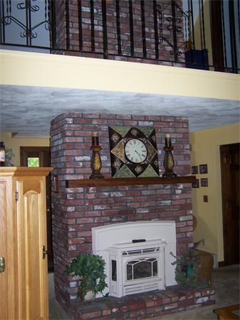 66 Bennett Hill Road Rowley, MA 01969 - Photo 4 of 12 Gallery Image 4