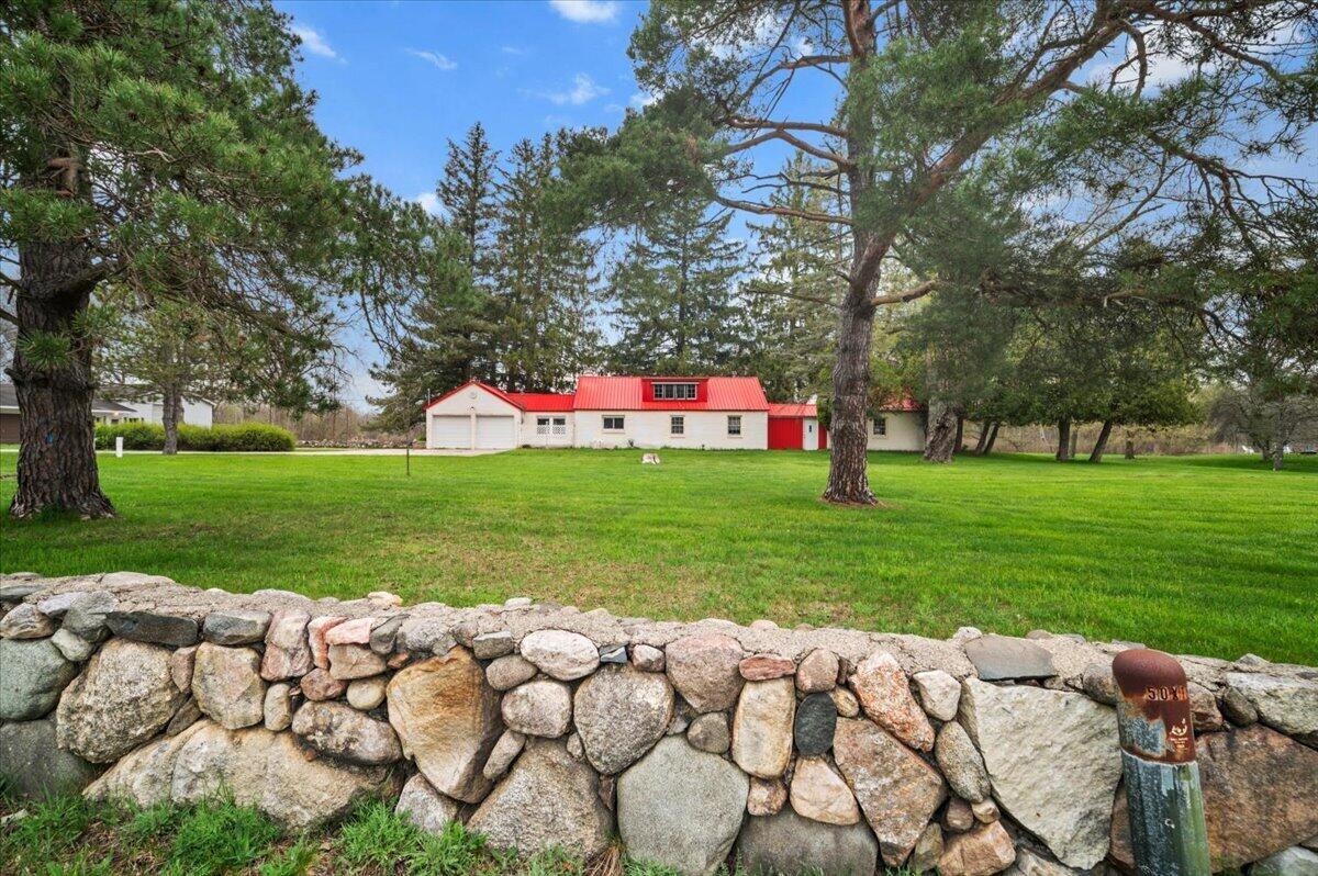 5599 Howard City Edmore Road Vestaburg, MI 48891 - Photo 3 of 47 14-EXTERIOR 03